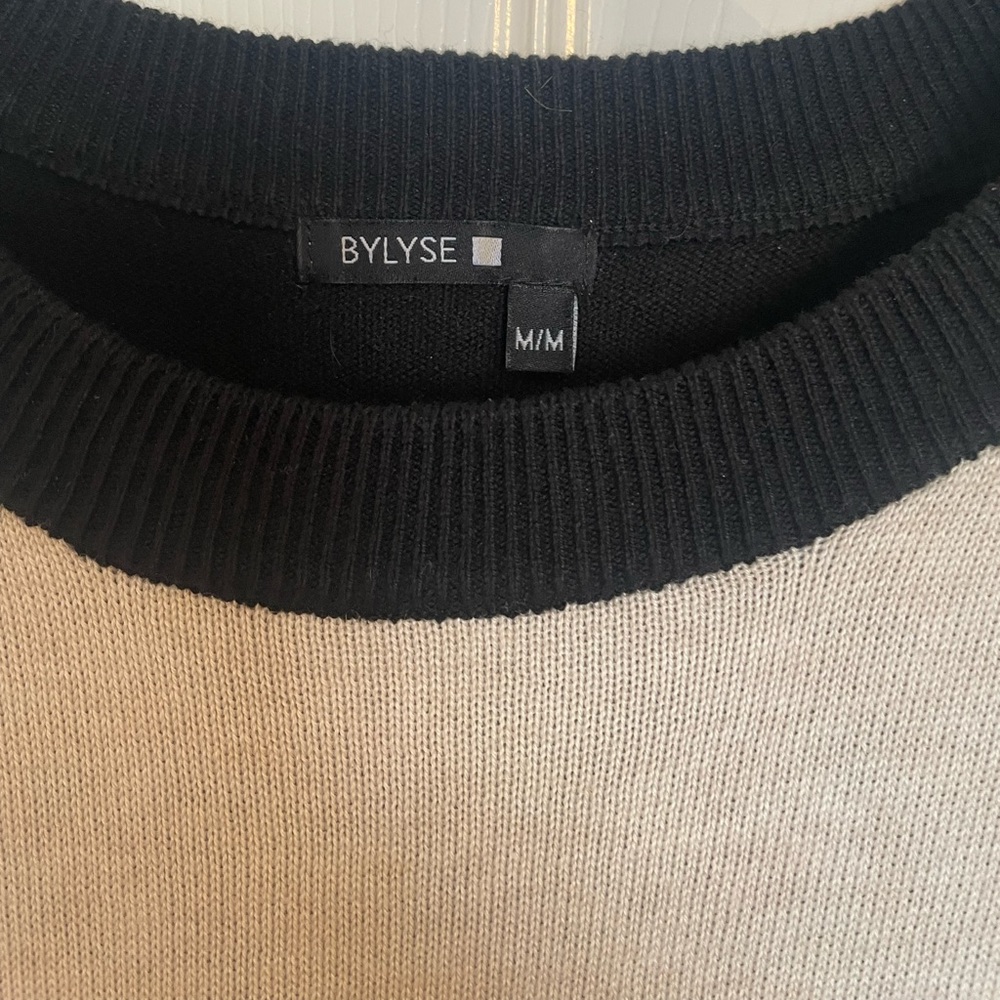 Bylyse Sweater - Picture 3 of 7